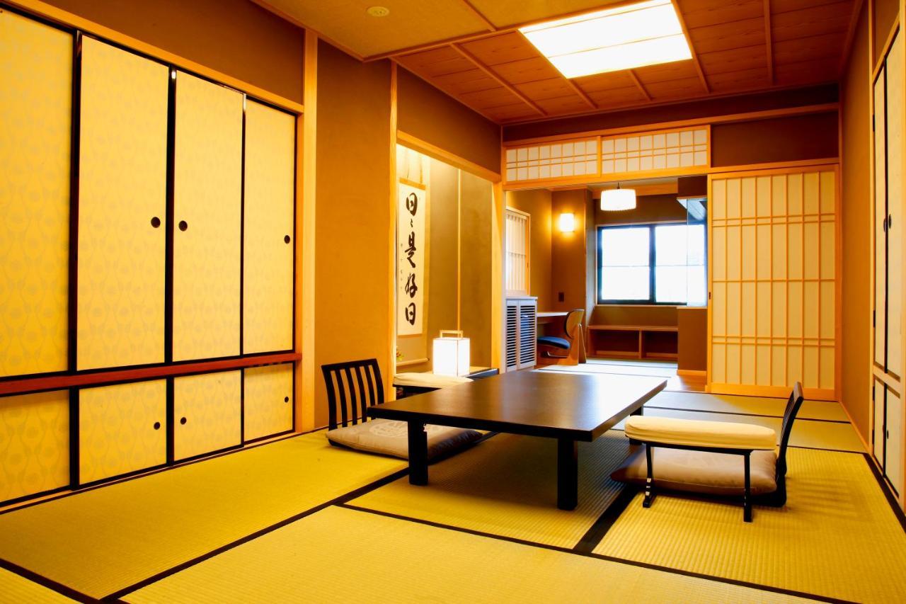 Kyoto Arashiyama Onsen Ryokan Togetsutei Bagian luar foto