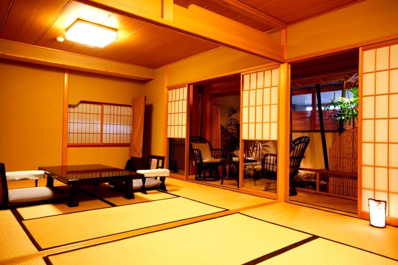Kyoto Arashiyama Onsen Ryokan Togetsutei Bagian luar foto